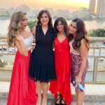 Yasmine Ghaith Instagram - _____ بحب شكل الضفيرة من وأنا صغيرة بكل أحجامها و أشكالها 😍❤ فرح أخويا و صديق الطفولة التاني هيما ❤ _____ Jewellery @ygpieces Thank you Nono for the pictures @nader.mankabady hehe
