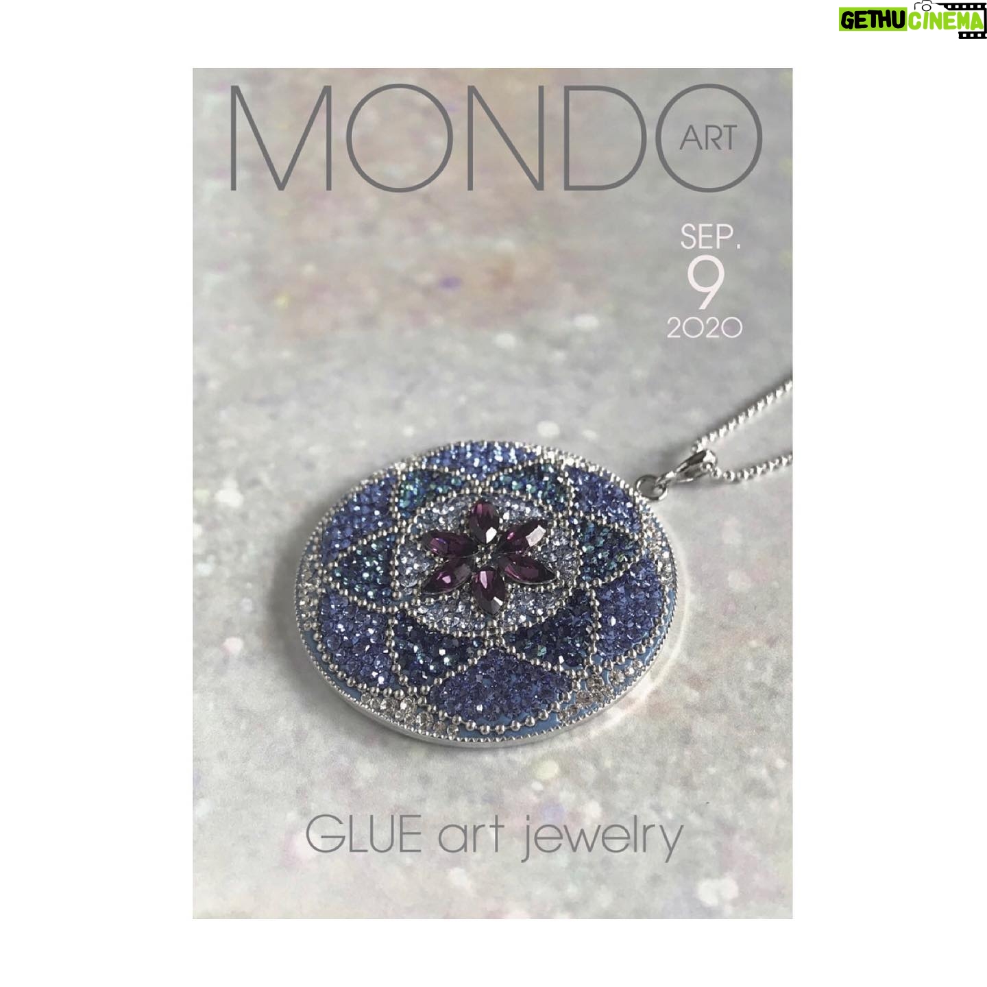 Yasuko Matsuyuki Instagram - mondoart project web magazine healing Glue art jewelry mondoart project memberの皆様に向けて 今回はGlue art jewelry artistの yukiさんとcollaborationをし healing art jewelryをつくってみました✨ memberの皆様限定アイテム 感謝を込めて。。 #Glue art jewelry