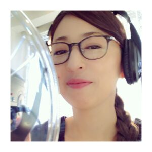 Yasuko Matsuyuki Instagram - 明日放送。。
#ミスジコチョー
#みてね。
#まなこさん
#あ、割とコメディです。