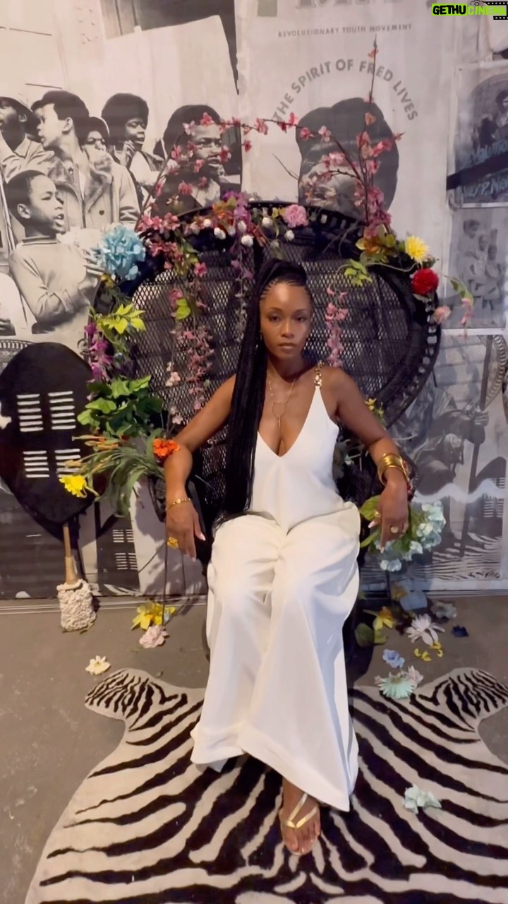 Yaya DaCosta Instagram - October Highlights 🌟 Beaucoup Hoodoo Fest by @apshantology smiles @tatiannatarot @bossybruja 🌟 Ghetto Film School Fall Benefit smiles @thedaniellebrooks @keke @mameanna_diop 🌟 Sergio Hudson LAFW by @sergiohudson smiles @alekseiarcher @lizzymathis 🌟 The Path of the Peaceful Warrior Retreat by @soulisticwellness & @leftcoastpoweryoga 🌟 @in.iko the ethereal in New Orleans