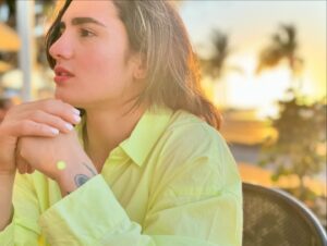 Yazmin Jauregui Instagram - Para empezar con más fuerza 💚🩶💙🙏🏽
