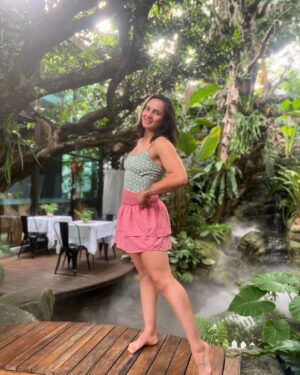Yazmin Jauregui Instagram - En un hermoso lugar lleno de cultura 🌸🇹🇭🛵