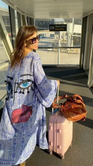 Yeşim Ceren Bozoğlu Instagram - Bon voyage ✈️🏝️