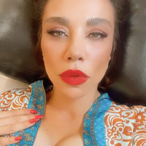 Yeşim Ceren Bozoğlu Instagram - Füsun / Hazal / Zümrüt / Nery / Gönül / Melike / Fikriye ..

Ruhumuzu bıraktıklarımız, veya kısaca işler güçler.. 🎥🎬