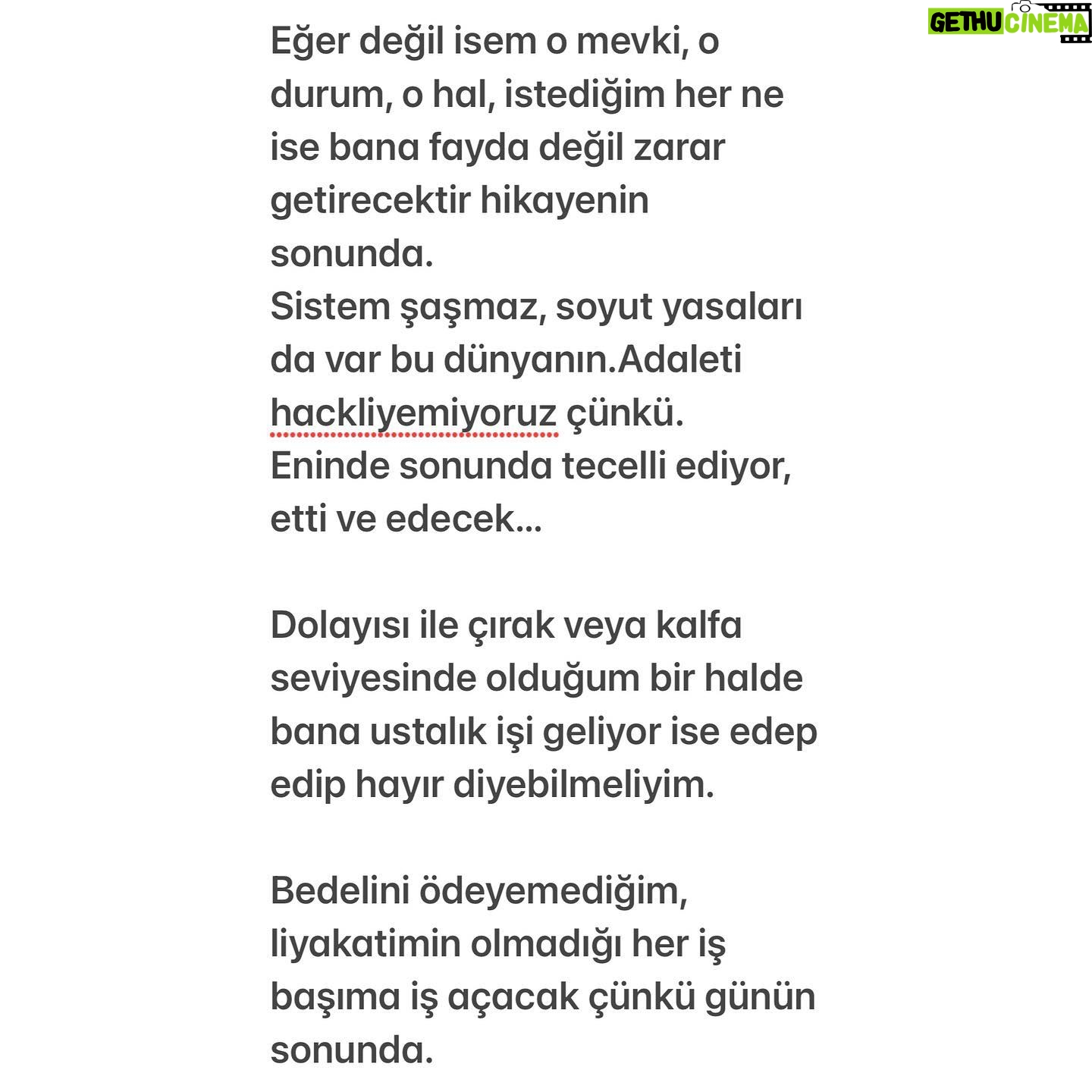 Yeşim Ceren Bozoğlu Instagram - Liyakat üzerine..