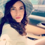 Yeşim Dalgıçer Instagram - Şapkam ❤️ ben @ayseyaziyor 🥰🙏🏼