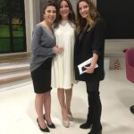 Yeşim Dalgıçer Instagram - Bir program sonrası klasiği 🌺 @2.sayfaofficial 🙏🏼