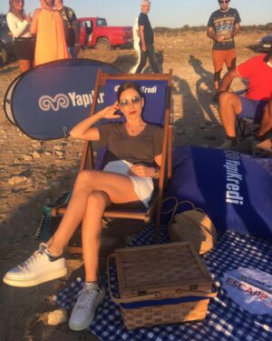 Yeşim Dalgıçer Instagram - #Bozcaada #günbatımı #yapıkredisummerescape #sunset @collegeema @yapikredisummerescapetr