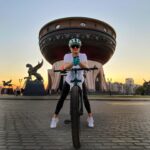 Yelena Isinbayeva Instagram – ❤️ к велосипеду мне привил супруг!
За это ему огромное спасибо!🤗
Наши семейные прогулки на велосипедах, становятся традицией!🌿
Мы верим, что такие моменты останутся в памяти наших детей ❤️☺️
⠀
Друзья, как вы проводите время с детьми?
Что помните из своего детства? 🙂
#семья#велосипед#activelife#sport#mood#спорт#воспитаниедетей