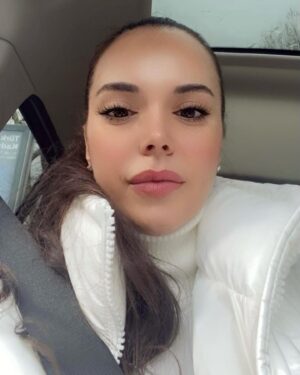 Yeliz Şar Instagram - from summer to WINTER🥰