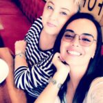 Yeliz Şar Instagram - Seni ve iliskimizi,bagimizi kelimelerle anlatmak imkansiz..seni herseyden cok seviyorum❤️anneler gunun kutlu olsun canimin en ici❤️