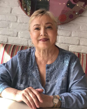 Yeliz Şar Instagram - Canımın en içi annem,sırdaşım,dostum,en büyük gücüm anneler günün kutlu olsun❤️iyi ki senin kızın olmuşum güzel annem seni çok seviyorum🙏❤️