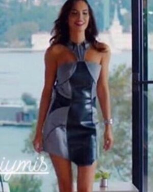 Yeliz Şar Instagram - Set