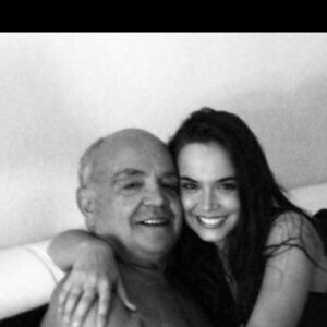 Yeliz Şar Instagram - Babalar günün kutlu olsun bitanem❤️