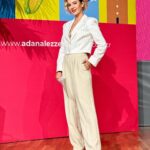 Yeliz Doğramacılar Instagram - 7.Uluslararası Adana Lezzet Festivali 🤍 Ekip 🙏🏽💫🍀🌸 @ulasetike 💫saç @nazsfashion 💫ayakkabı @sofaratelier💫 kıyafet @glcinygz.1 💫makyaj @navetbyersin💫 takılar @elbikayhan💫 sağ kolum @goldenblackadana 💫 güzelligim sebebi @drbuketsenkaya 💫 canım doktorum
