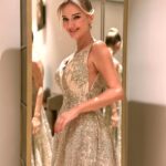 Yeliz Doğramacılar Instagram – 💛🥂💫🎤

Takılarım : @aydin.altunbuken 
  @tuajewelry 
Saç : @ulasetike 
  @ozhankeles 
Makeup : @makeupmeryemuyan 
Elbisem : @daisymdaa 
Cilt bakımı : @goldenblackadana