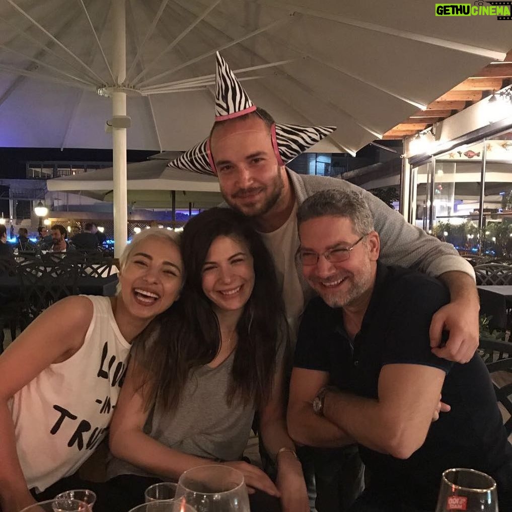 Yeliz Kuvancı Instagram - Gecmis zaman,guzel insanlar...💙