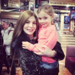 Yeliz Kuvancı Instagram – Yavrumu yememek hususunda zorlanıyorumm🍴#locmanfilm