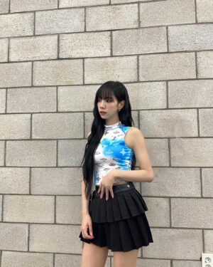 Yeoreum Instagram - 🩵