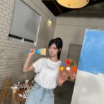 Yeoreum Instagram – 제가 그림을 잘 그릴거 같나요?!👩‍🎨