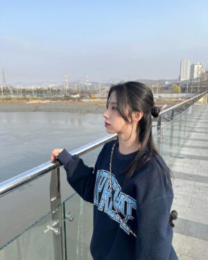 Yeoreum Instagram - 🦀🏉🐚
