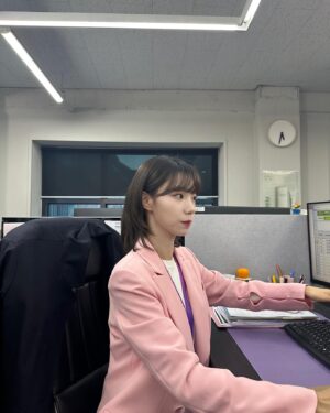 Yeoreum Instagram - 잔뜩 행복했던 이주하대리😺