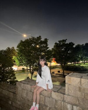 Yeoreum Instagram - 🌌⭐️