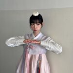 Yeoreum Instagram – 즐거운 추석 보내세요🌕💕