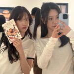 Yeoreum Instagram - 👩‍❤️‍👩🩵