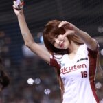 Yi-Ruei Chen Instagram - 昨天的逆轉勝好感動🥹❤️‍🔥 因為過程賣力辛苦，甜美果實得來不易， 桃猿男兒教會我們𝐍𝐞𝐯𝐞𝐫 𝐠𝐢𝐯𝐞 𝐮𝐩💪 一定可以突破重圍！ 謝謝大家用聲音、用舞蹈一起應援～ 勝利是屬於大家的👍 今天繼續再戰起來🔥⚾️
