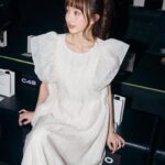 Ying-Xuan Ge Instagram - #DOUCHANGLEE 24秋冬 這次穿他們經典的緹花面料洋裝 第一眼就被吸引 自己一直都很喜歡秋冬的季節 這次秋冬系列 很多都是能日常能搭配的單品 穿上自己喜歡的樣子 就是最幸福的事情🤍 謝謝 @douchanglee 邀請🥰