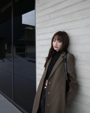 Ying-Xuan Ge Instagram - ：一輩子那麼長，總會有好事發生。

是啊。