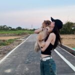 Ying-Xuan Ge Instagram - 外公家的天空 中秋節快樂😃🎑