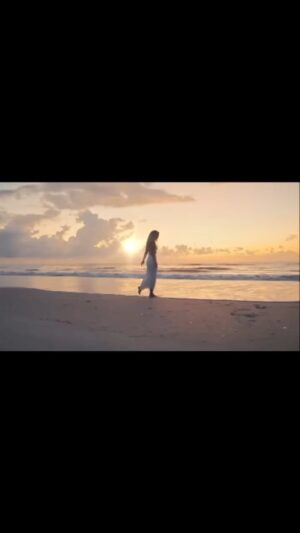 Yoanna House Instagram - It was an honor to be part of this commercial with fellow friends and ambassadors. This spot will run continuously at TIAA Bank Field during the Jacksonville @Jaguars football season. With the awesome @amaramedspa proud sponsor of the Jacksonville @Jaguars and the presenting sponsor of @roarofthejags 💫 Incredible experience and fantastic crew!