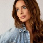 Yoanna House Instagram – Cohort ❤️ progress 
@ehsanzarrin_ 🎞️
Stylist @jenniferbeverly 
Jewelry @key2tiffanyheart @tiffanyandco 
Makeup & Hair @dorkajjones
