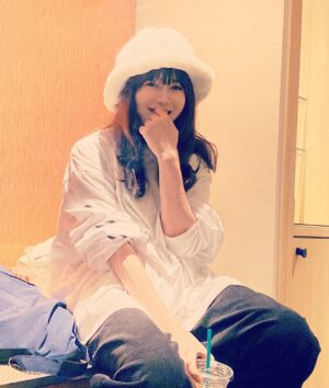 Yoko Maki Instagram - こーゆう時間になんか目が覚めて突撃インライとかするから見る人少ないのかなw