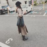 Yoko Maki Instagram – お母さんが、金魚に名前を付けました。
金魚の名前は「ブラボー」です。
写真は真木よう子です。