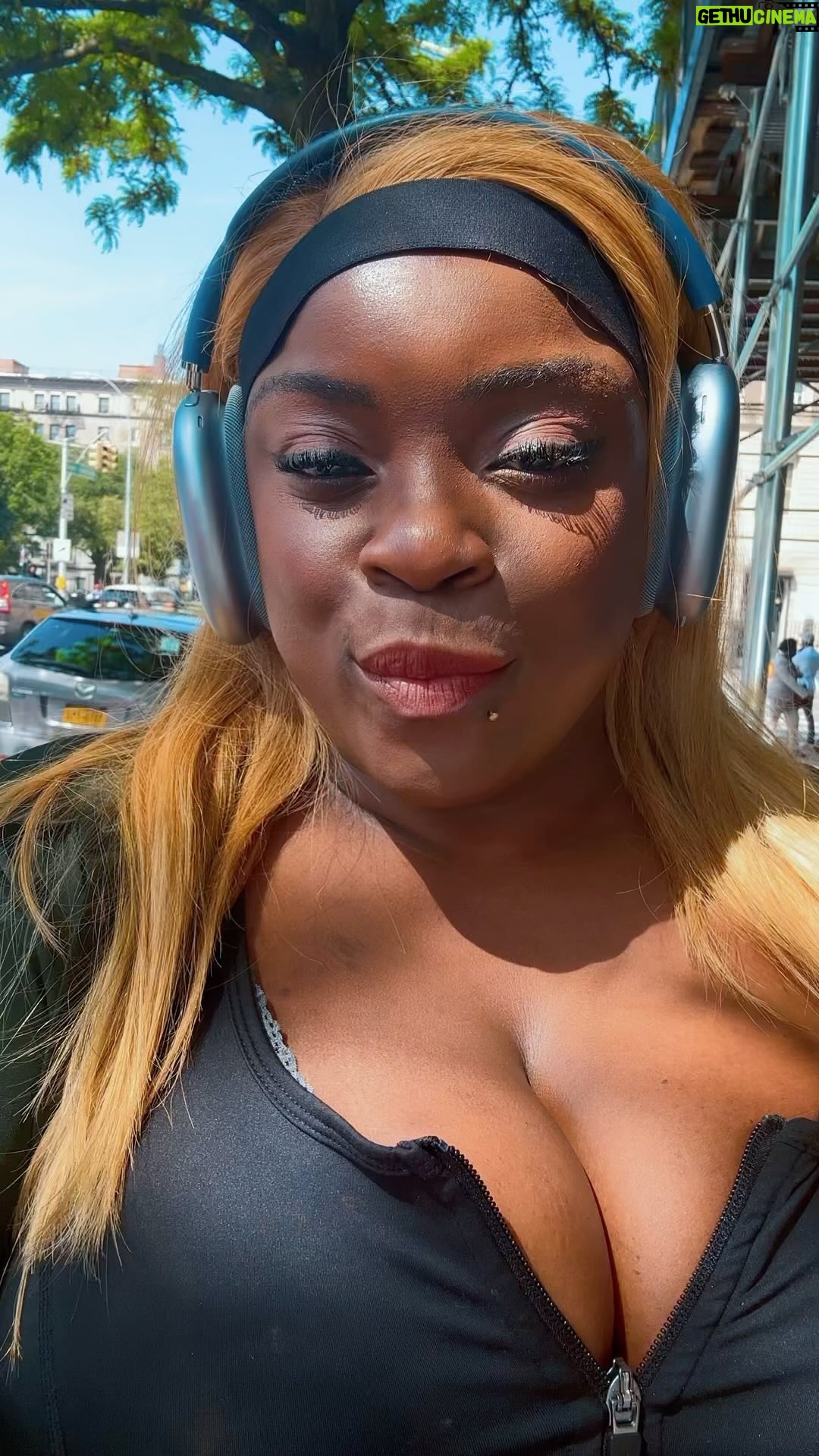 Yola - 6.9K Likes - I’m so excited to share this amazing news with you, as I take on a new starring role! Come join me on this amazing New York journey as I become Hadestown’s Persephone on Broadway starting July 2nd! I’m going to bring a whole new flavour to the part and I’ll let you in on my process too. It all starts here! #hadestown #broadway #newyork