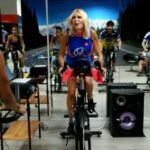 Yola Berrocal Instagram - #Yolista he cumplido uno de mis SUEÑOS #instructoracicloindoor 🚴🏼‍♀️ gracias a @davidaguadop y su increíble escuela @cycling_up 🚴🏼‍♀️ ahora es el momento de disfrutar encima de una bicicleta indoor como instructora este sábado 23 de Noviembre en un sorprendente evento en @fitnessports_es de 16:00 a 19:30 ¿ Quién se apunta ? La información en la última foto. 🚴🏼‍♀️ #siempreshei 💜#yolaberrocal 💜 #yolainstructora #yolamolamil 💜#yolistas #cyclingup #yolacycling #yolacicloindoor 🚴🏼‍♀️ #instructorcicloindoor