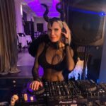 Yola Berrocal Instagram - #Yolista si quieres entender a una persona, no escuches sus palabras, observa su comportamiento. #yolaberrocal #djyolaberrocal #dj #enformaconyola #pioneerdj