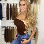 Yola Berrocal Instagram - #Yolista con mis nuevas extensiones de @myextensionsmadrid son de clip, de quita y pon. . . ¿Cómo te gusto más? . . . #extensionesdecabello #myextensions #yolaberrocal