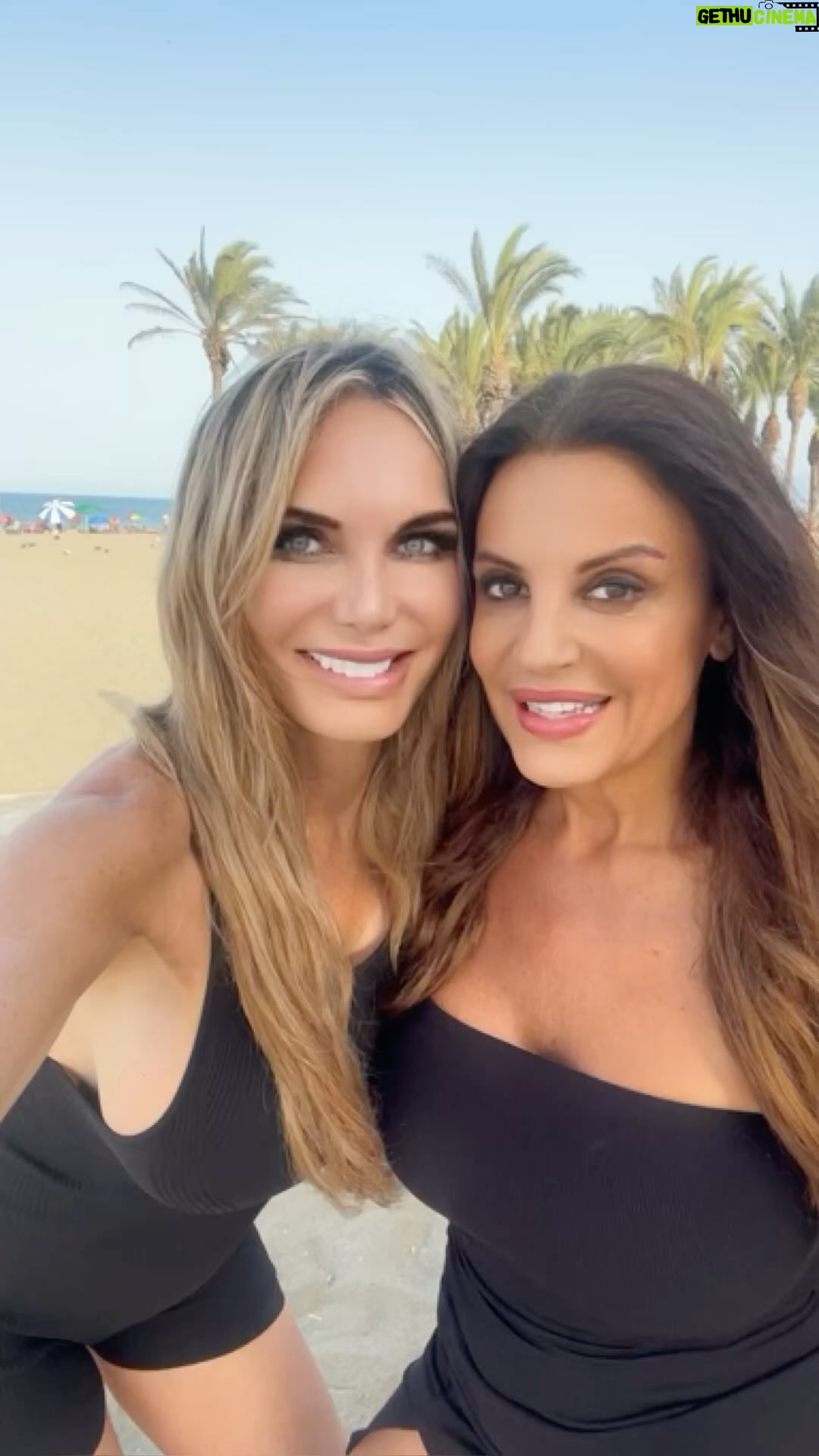 Yola Berrocal Instagram - 19 de Agosto actuación de SEX BOMB y DJ YB en las fiestas de PIORNAL, CÁCERES.