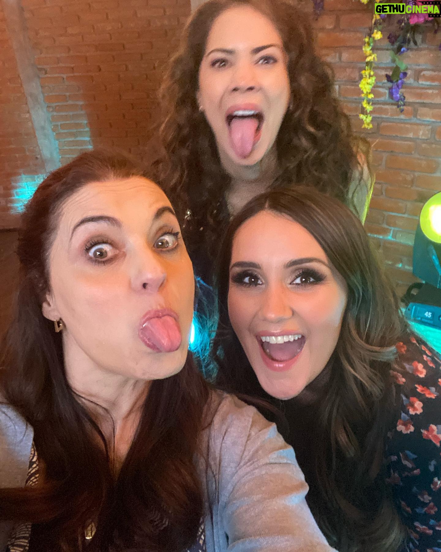 Yolanda Ventura - 4.2K Likes - @piensoentitv @dulcemaria @loregraniewicz @henryzakka @arianasaavedra #proximamente #piensoenti #dulcemaria #yolandaventura #fichaamarilla #telenovelas