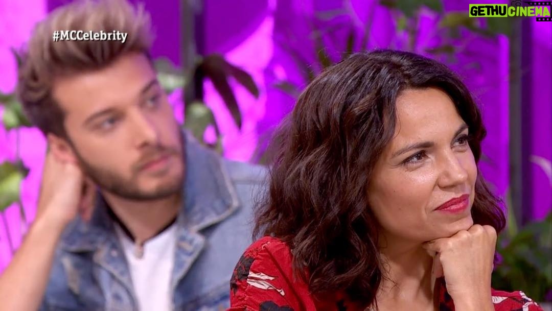 Yolanda Ramos Instagram - La chica no se quien es.... el mío es el ángel que me acompaña siempre aunque nos veamos poco...