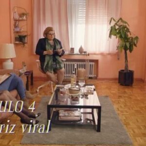 Yolanda Ramos Instagram - Noemí explica la desescalada. #paquitasalas #noemiarguelles
