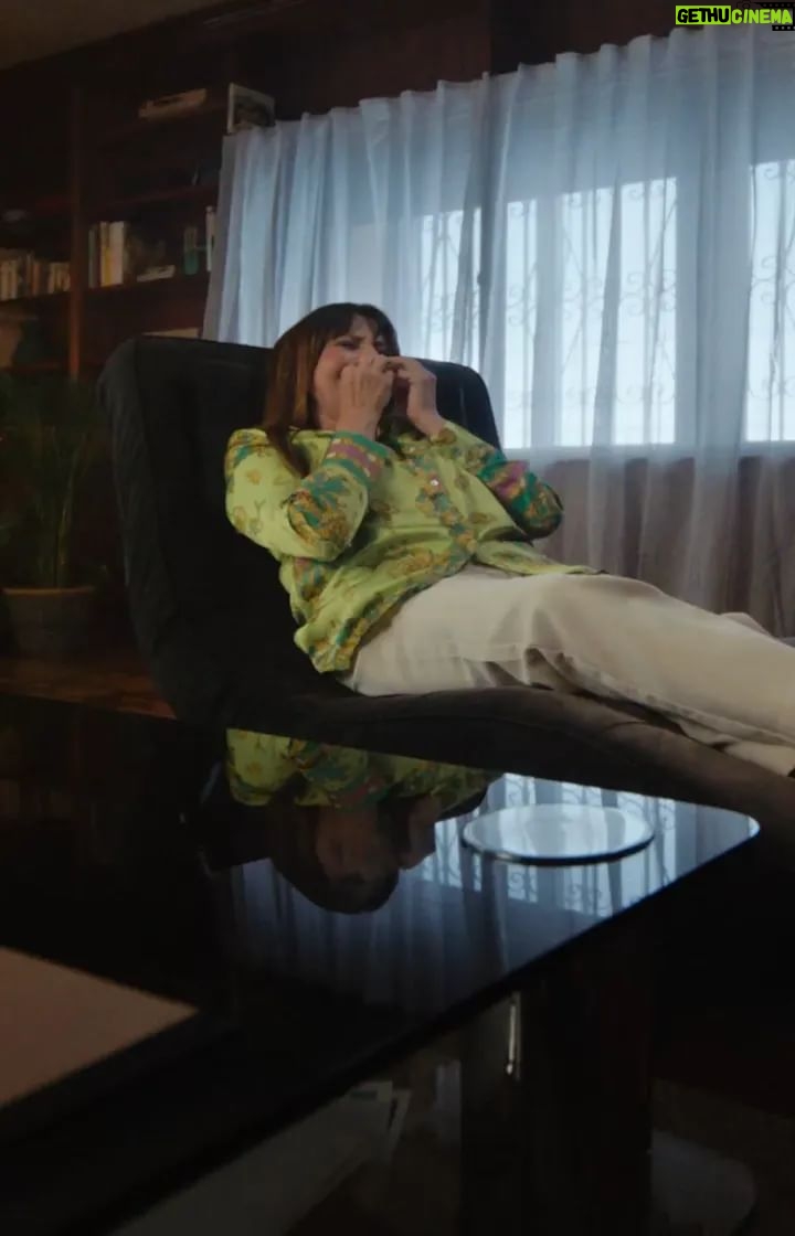 Yolanda Ramos - 8.2K Likes - He pedido ayuda a la persona más seria de españa para ganar LOL, y spoiler: también me ha hecho gracia. Gracias @soyunapringadalol por esto, supongo. 20 de Mayo #LOLSiTeRíesPierdes en @primevideoes