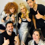 Yonca Evcimik Instagram – Denizli Jolly Joker konseri için hazırlıklar tamam🍀 Birazdan sahnee 🍀🧨
