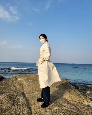 Yoo Na-gyeol Instagram - 바람처럼 스쳐가는~
