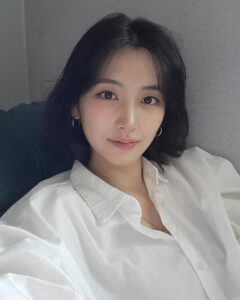 Actress Yoo Na-gyeol HD Instagram Photos and Wallpapers May 2022