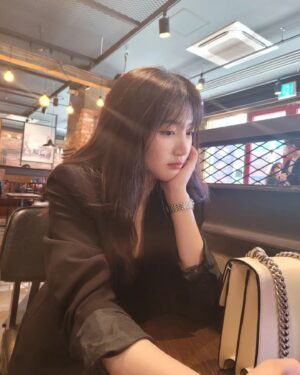 Yoo Na-gyeol Instagram - 찰칵📸